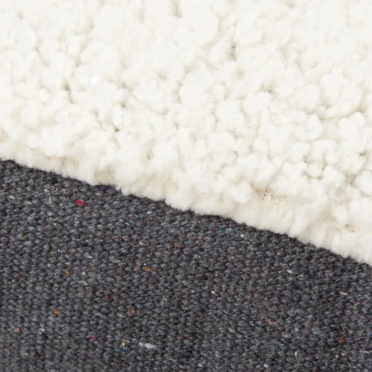 Discount SCRUFFS Couchage pour chien coloris gris coussin Eco Eden - Taille M 80 x 60 cm