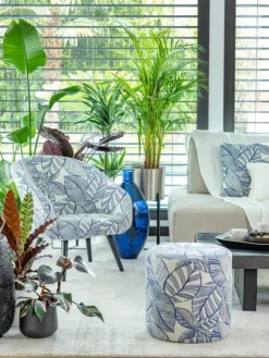 New Pouf coloris bleu en bois et coton polyester Malia - 40 x 40 cm