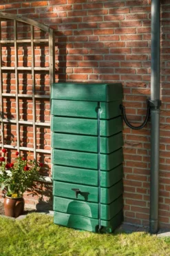 Outlet OUTSIDE LIVING Récupérateur à eau mural coloris vert - 276 L