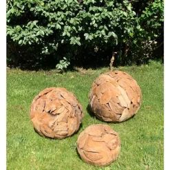 Sale DÉCORIALE Sphère pour décoration extérieure coloris bois en teck - Ø 40 cm
